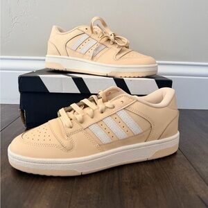 NWT Adidas Break Start Low Basketball